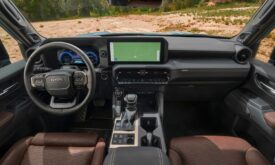 Toyota Land Cruiser GXR (2024)